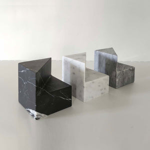 Black Step - Black Marble marble book holder by Fp Art Collection - Fp Art Online