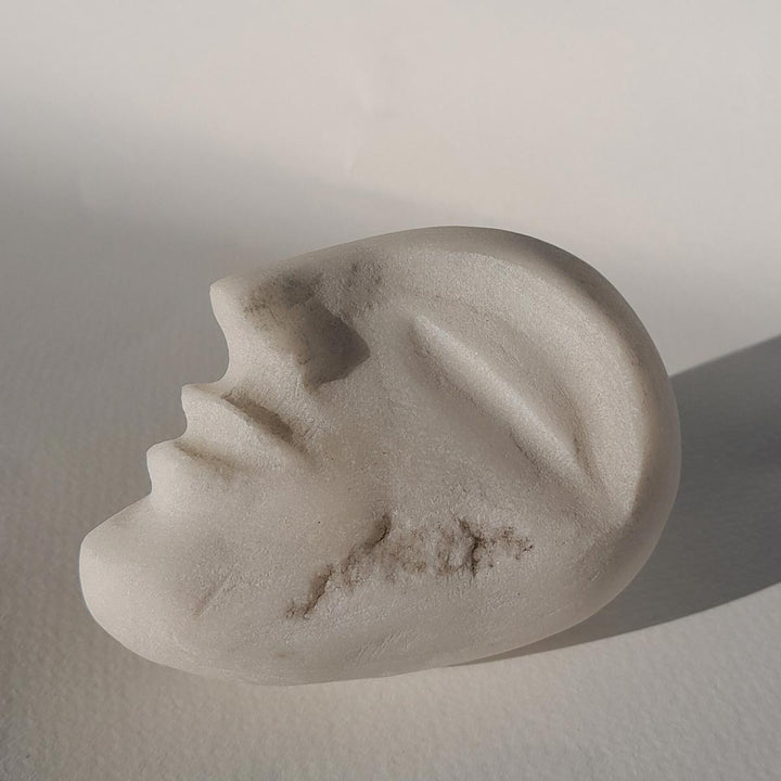 Testolina 1 - Alabaster marble sculpture by Rando Paola - Fp Art Online