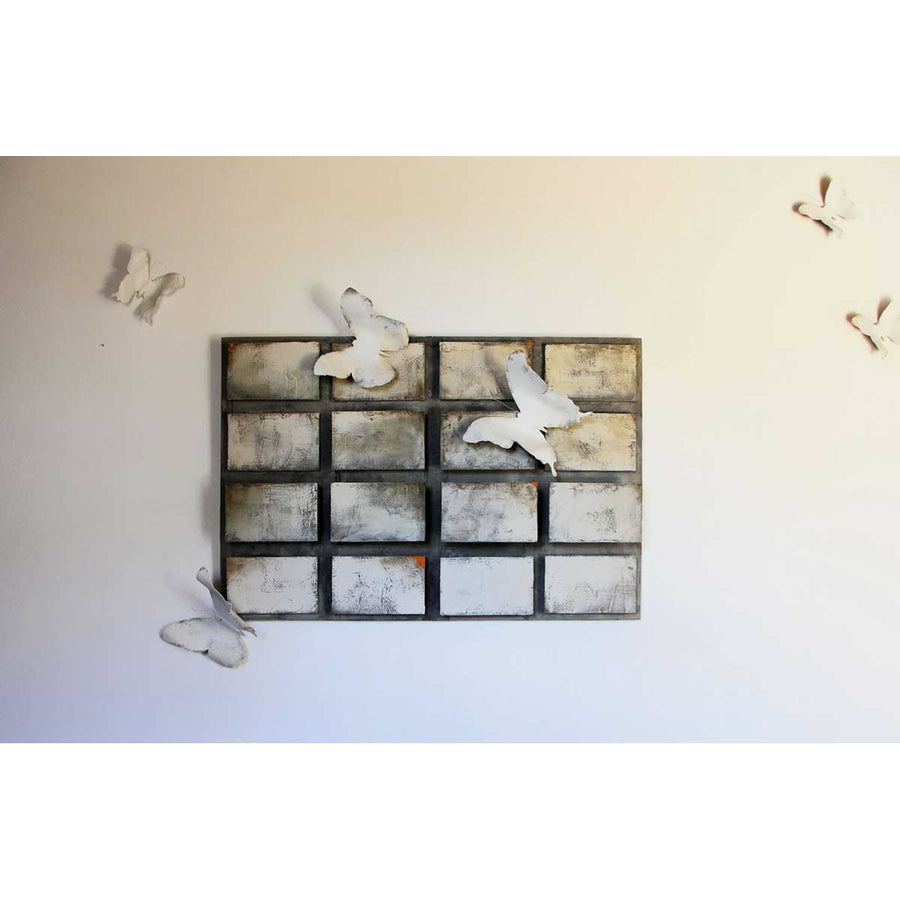 Butterfly - Concrete and relief wall sculpture by Bruni Francesco - Fp Art Online