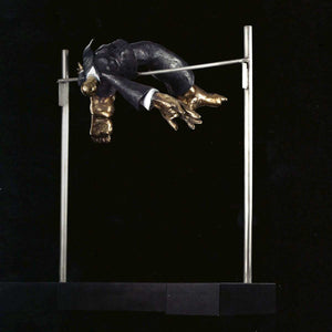 Salto in Alto - Bronze sculpture by Bonavita Alfonso - Fp Art Online