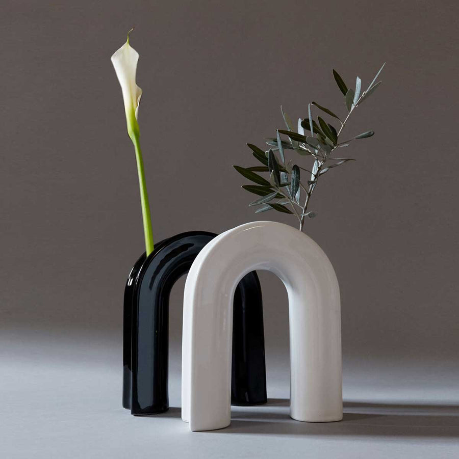 Arco White - Glazed casting ceramic vase by Visentin Cristian - Fp Art Online