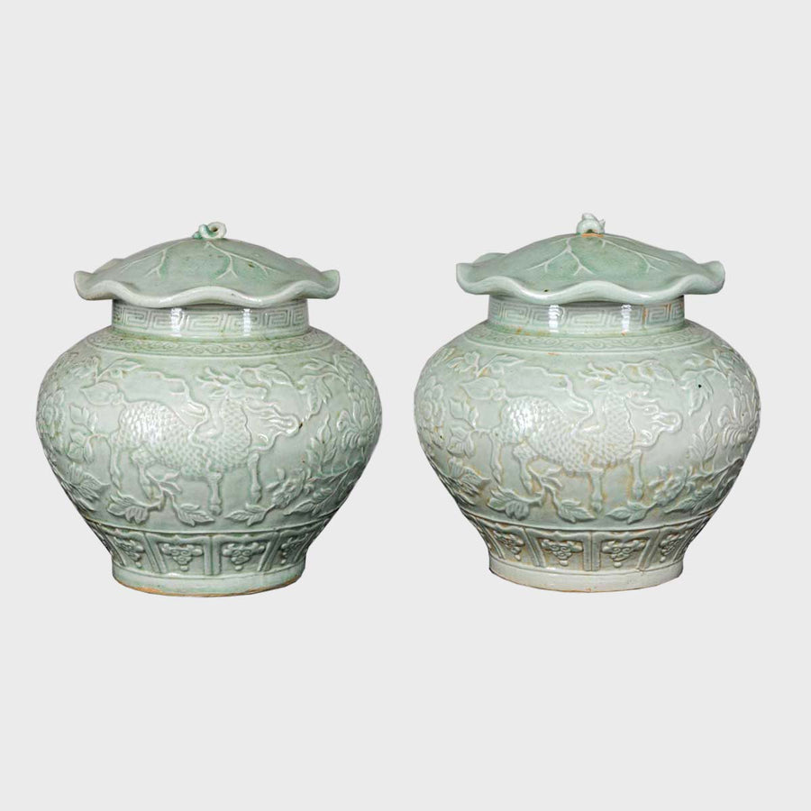 Pair of two Chinese Ceramic Vases with Lid, Hand-Painted Soft Green Frosted Motif by China Tibet - Fp Art Online