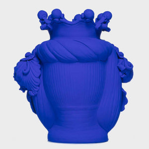 Donna Rosalia Blue Oltremare - Matt finished terracotta vase, gold leaf decoration by Boemi Stefania - Fp Art Online
