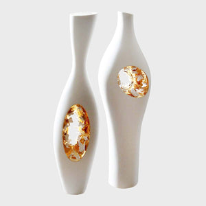 Falling in Love - Pair of handmade porcelain and gold 23k sculptures by FOS Ceramics - Fp Art Online