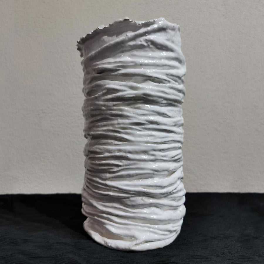 Fred - Moulded canvas vase, acrylic and resin by Wahl Johanna - Fp Art Online