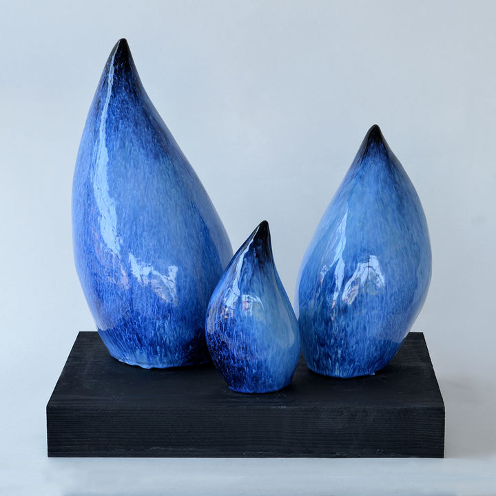 Gocce - Persian blue enamel ceramic sculpture by Sarandrea Monica - Fp Art Online