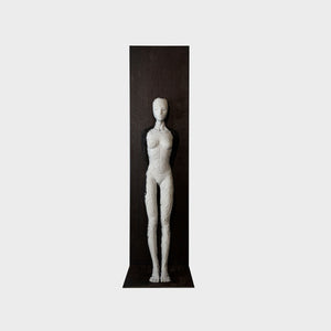 I Hope Bianca Nera - Epoxy resin sculpture with terracotta and iron powder by Francioni Mastromarino - Fp Art Online