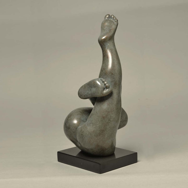 Jeu De Jambres n°1 - Bronze sculpture on black marble base by Itzykson Anne - Fp Art Online