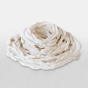 Oblation #1 - Porcelain, manual processing of the leaf-shaped ribbon elements by soft plate by Amedeo Annalia - Fp Art Online