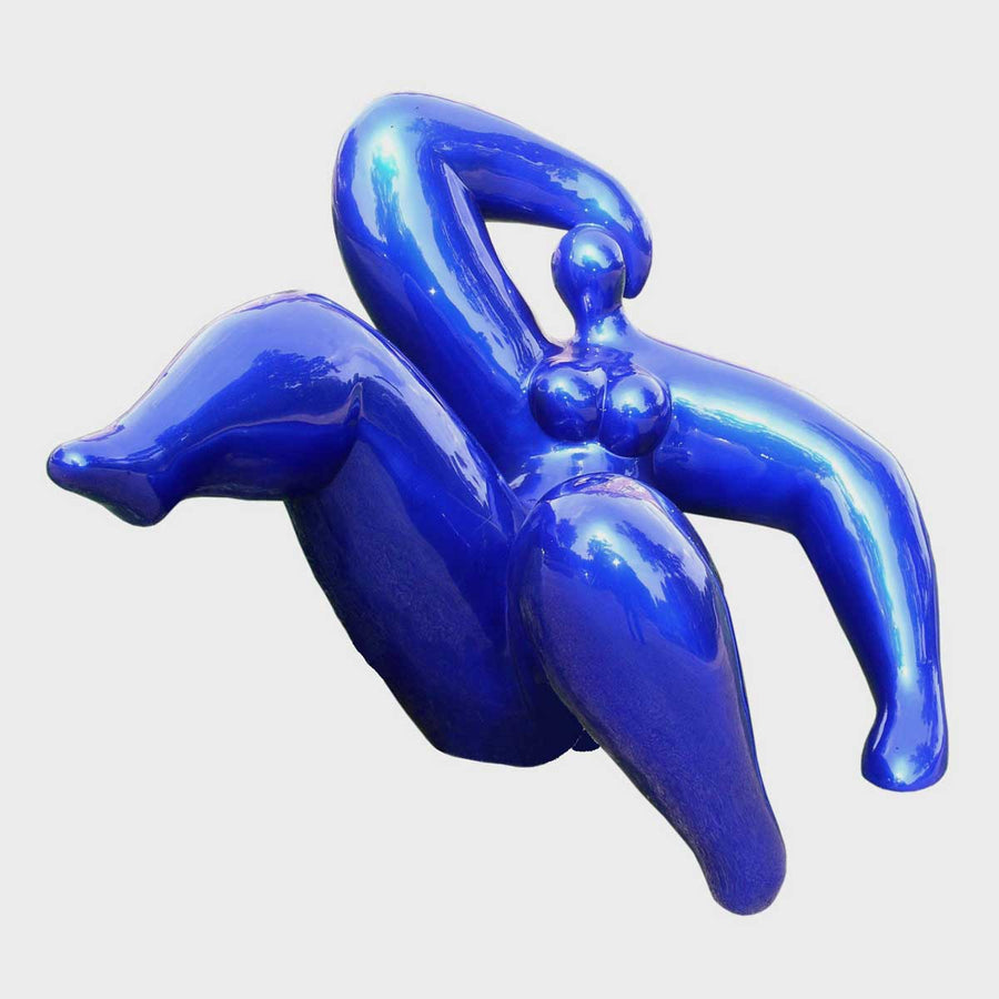 Relaxation Monumentale (Blue) - Fiberglass sculpture by Cochery Yvon - Fp Art Online